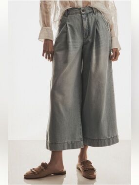 Pilcro High-Rise Crop Wide-Leg Jeans Color: Egg Jelly Fish Wash